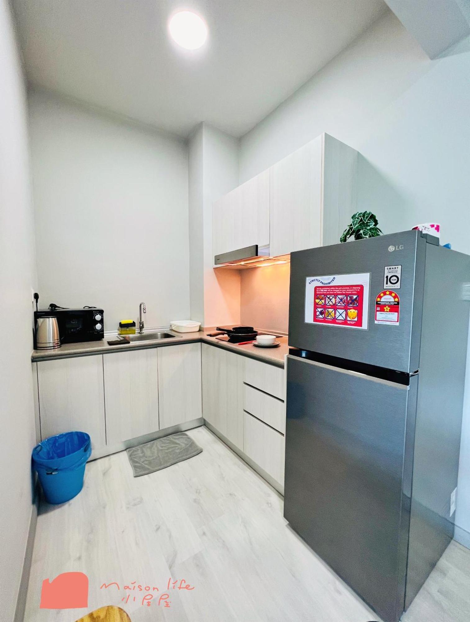 Maison Life 小居屋 Jesselton Quay Citypads Kota Kinabalu Exterior photo